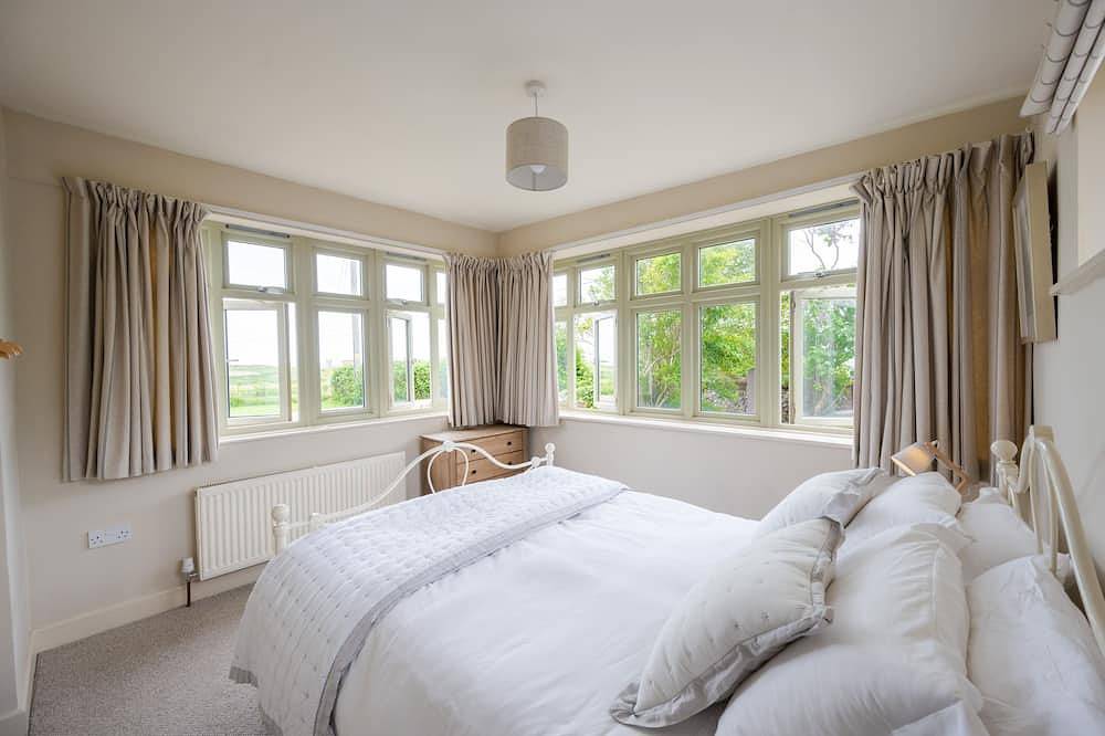 Eastgate Cottage and Hideaway, Salthouse, Norfolk in Salthouse, Norfolk Coast
