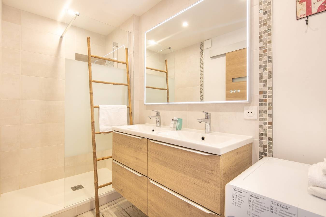 Appartement entier, Le Flocon de Pauline - Sur les pistes in Chamrousse, Parc national des Écrins