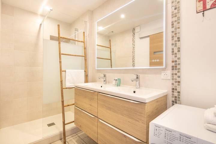 Geheel appartement, Vakantieappartement voor 6 personen met balkon in Chamrousse, Écrins Nationaal Park