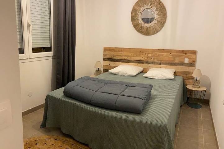 Location de vacances pour 8 personnes, avec jardin et terrasse à Aimargues - 4