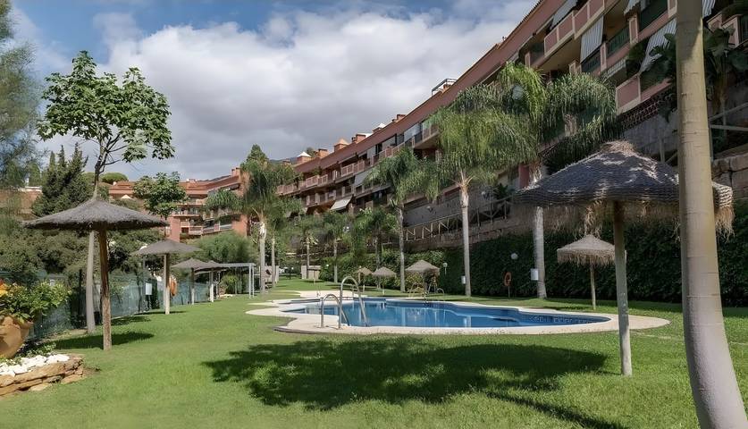 Apartamento para 6 personas, con jardín, Se admiten mascotas en Fuengirola