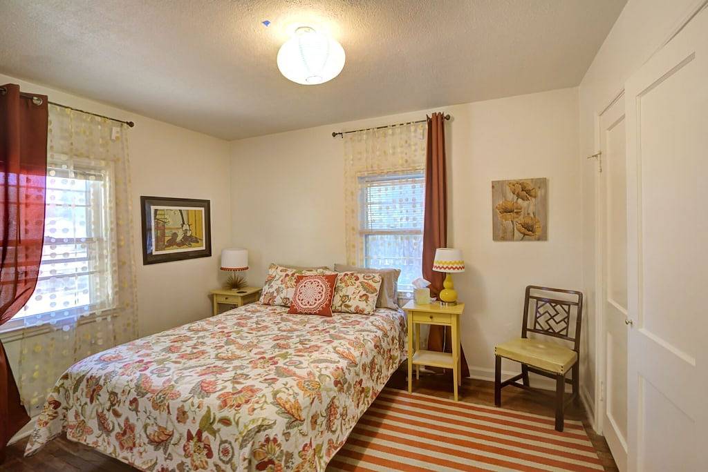 Clean, Cozy, Comfy, Great Location, Pets Welcome, Well Equipped Kitchen. in Fort Collins, Larimer County