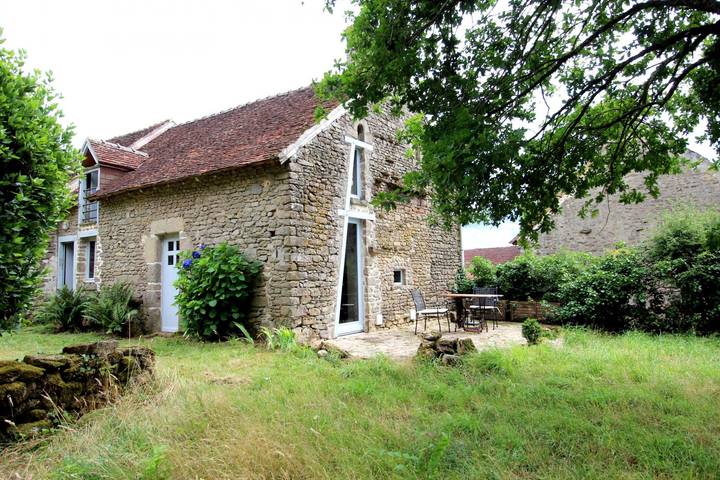 Gîte pour 4 personnes, avec Terrasse et Jardin