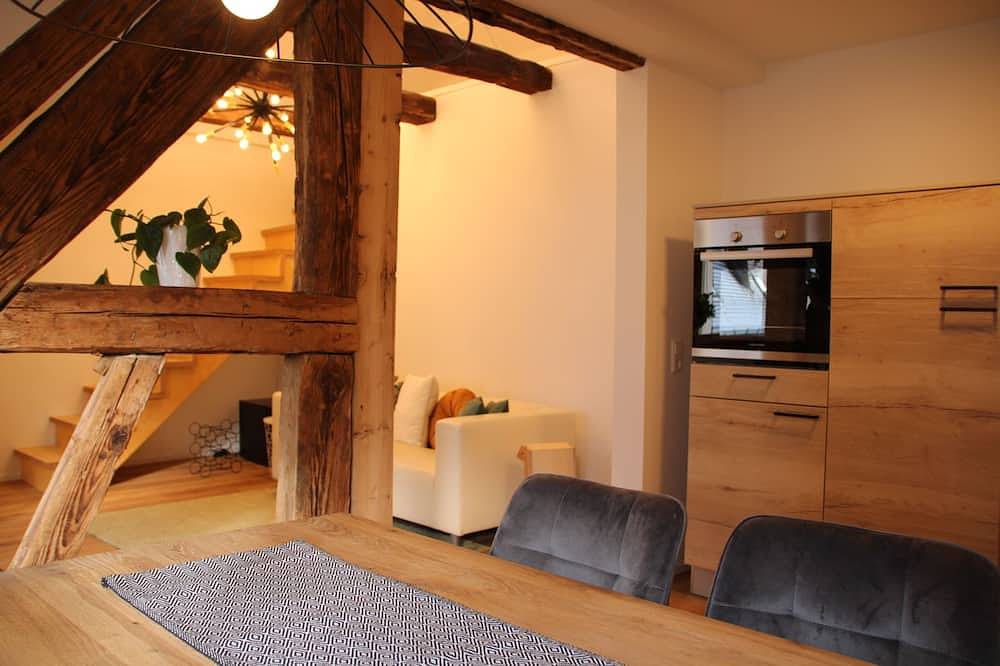Ganze Wohnung, Renovierte Maisonette-Ferienwohnung im historischen Altstadtkern von Sulzburg in Sulzburg, Südschwarzwald