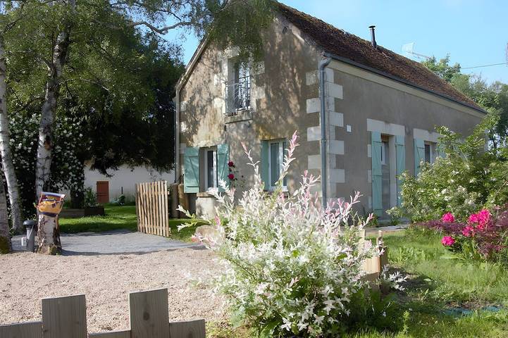 Location de vacances pour 8 personnes, avec Jardin à Couddes