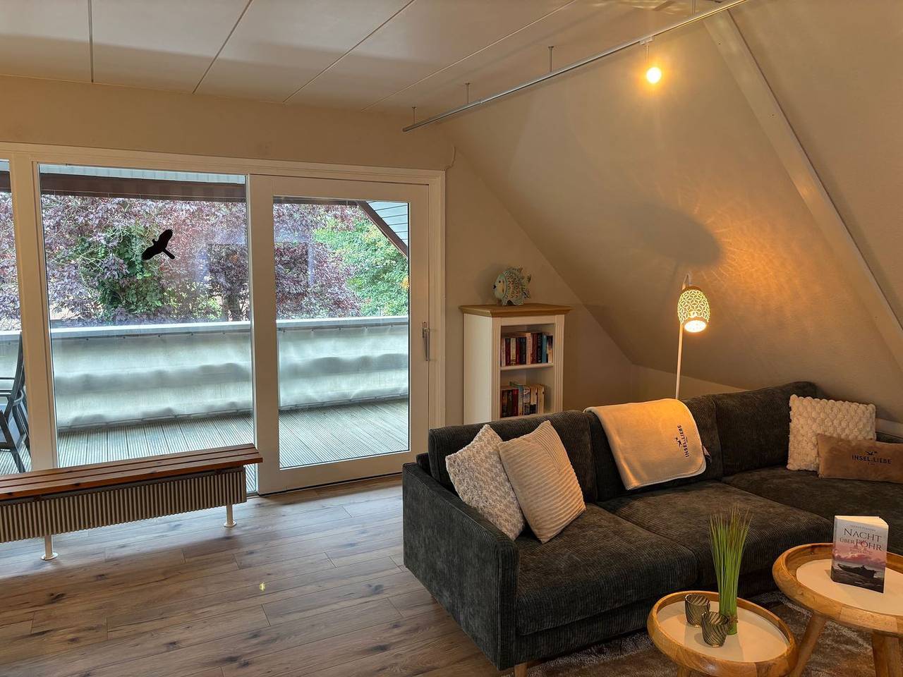 Ganze Wohnung, Eine traumhafte Wohnung mit riesigem, überdachten Balkon in Midlum, Föhr