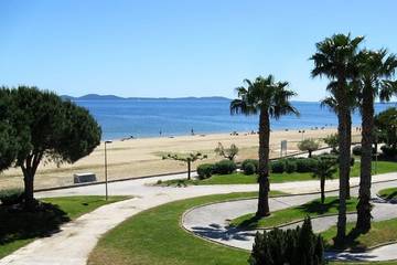 Gîte pour 4 personnes, avec terrasse dans Plage Miramar