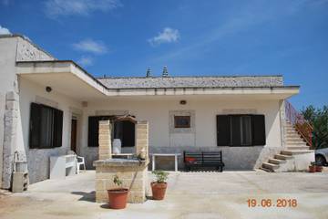 Ferienhaus für 4 Personen, mit Terrasse in Cisternino