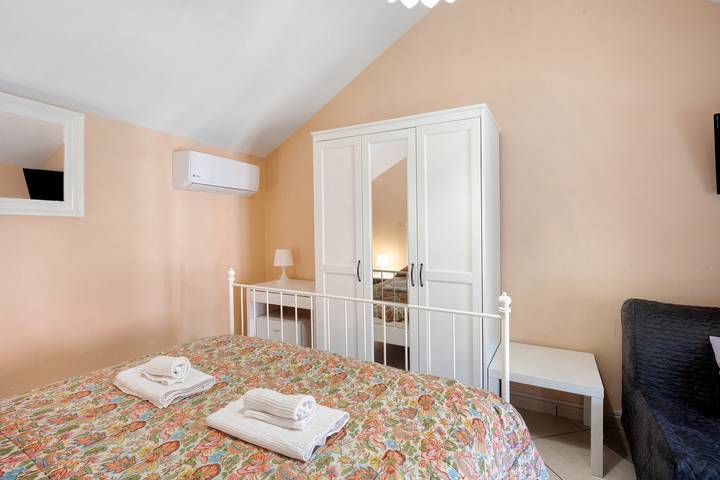 Appartamento intero, Appartamento 'Bilocale Standard' con vista mare, giardino in comune e Wi-Fi in Gragnano, Monti Lattari