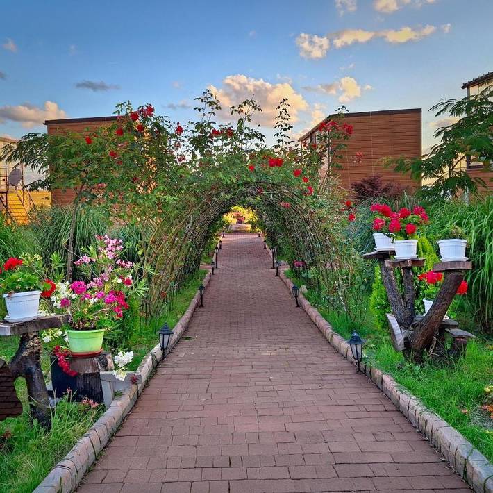 Bungalow für 6 Personen, mit Balkon und Terrasse sowie Garten und Ausblick in Bulgarien - 4