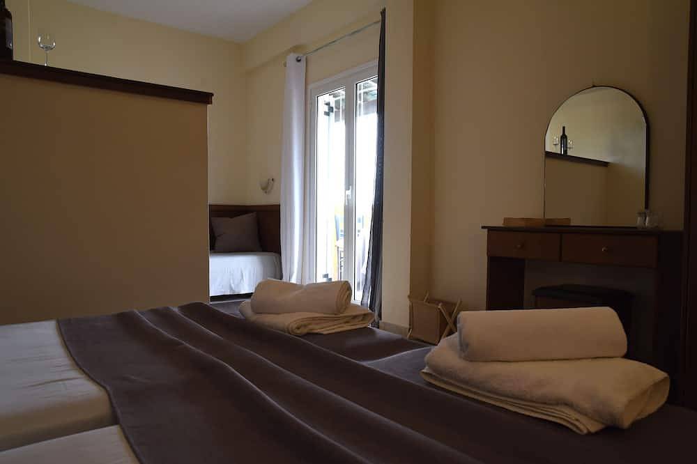 Entire apartment, Casa del mar in Kavos, Corfu