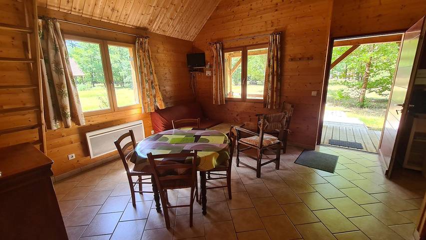 Gîte pour 6 personnes, avec jardin ainsi que piscine et terrasse à Crouy-sur-Cosson - 4