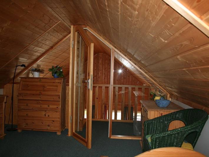 Ferienhaus in Userin mit Schwimmbecken in Badestrand Userin, Userin