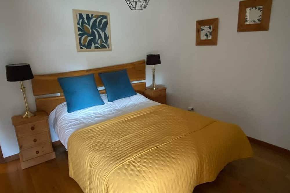 Appartement entier, Gîte 6 personnes - \"Le Safran\" in Gramat, Massif central