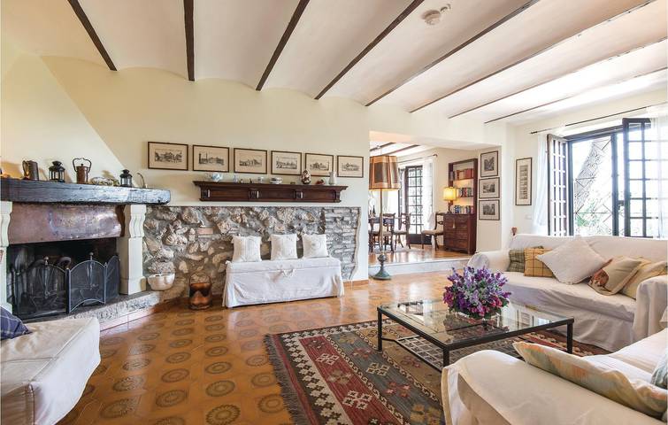 Gemütliche Ferienwohnung mit WLAN, Parkplatz, Terrasse – Collevecchio 2 km in Collevecchio, Rieti Provinz