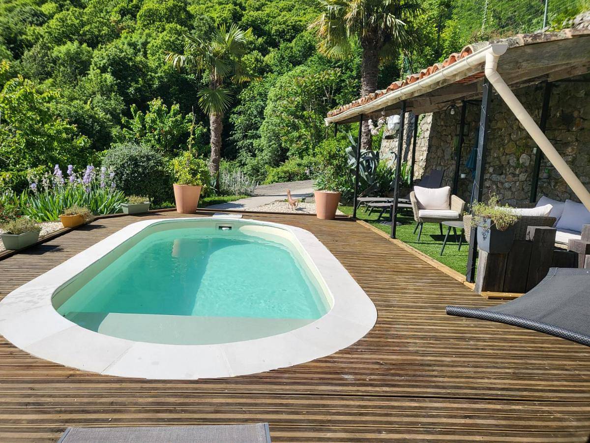 Chambres d'hôtes La Storya in Neyrac les Bains, Meyras
