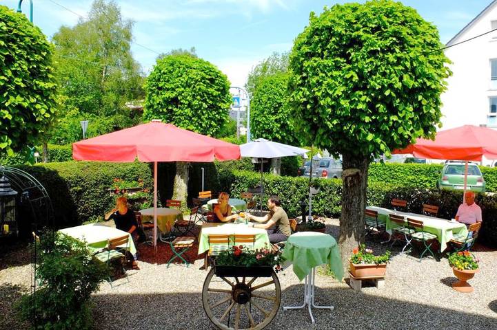 Hotel für 2 Personen, mit Terrasse und Garten in Kirchzarten - 4