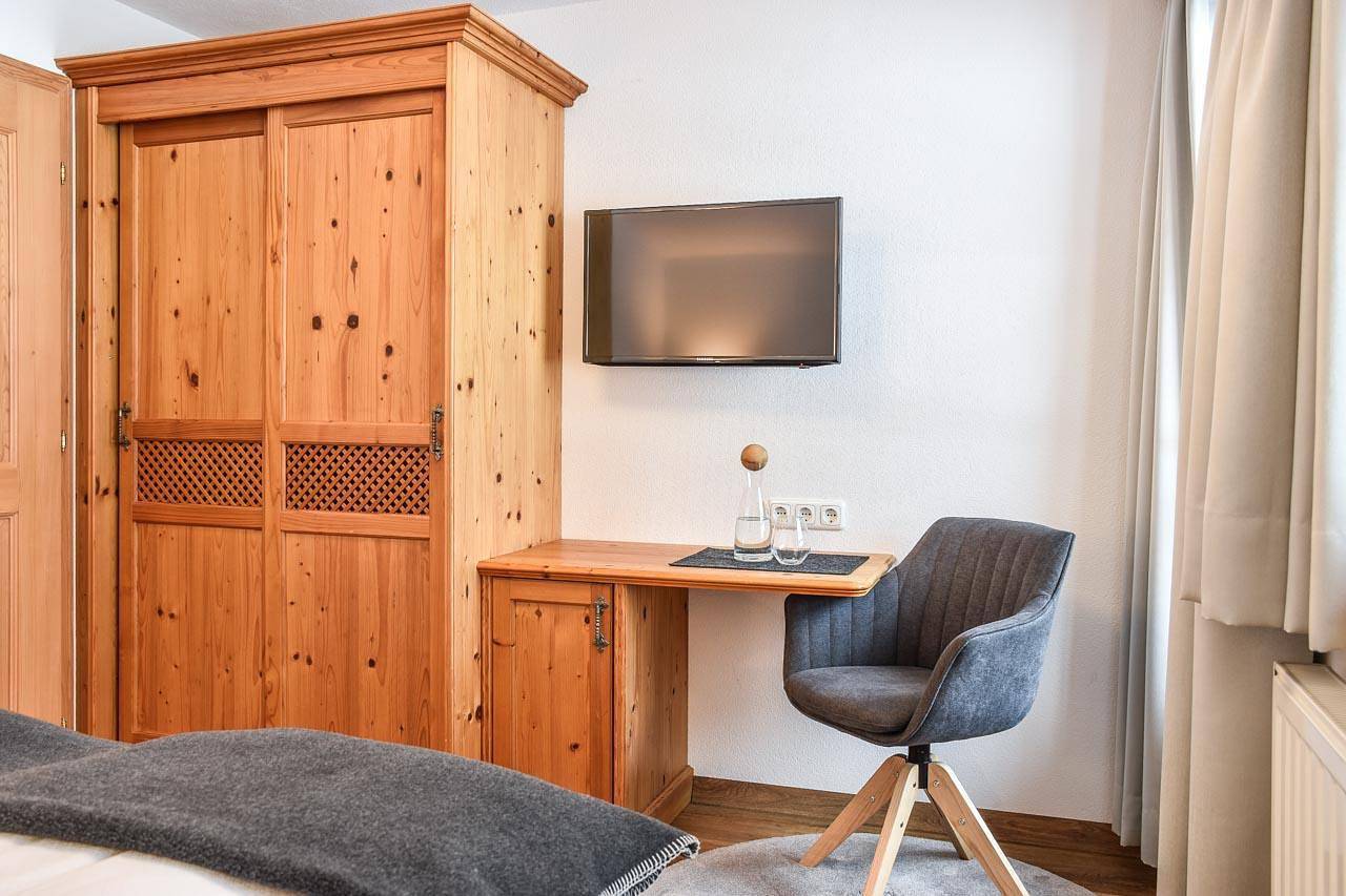 Ganze Ferienwohnung, Appartement Top 4 in Holzgau, Allgäuer Alpen (Österreich)