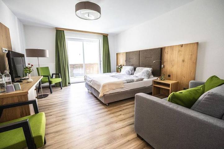 Jogllandzimmer - Gastwirtschaft Hold in Gemeinde Waldbach-Mönichwald, Steirerland