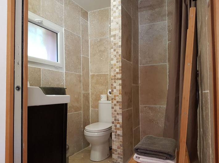 Chambre d’hôte pour 3 personnes, avec terrasse et piscine ainsi que jacuzzi et jardin dans le Var - 3