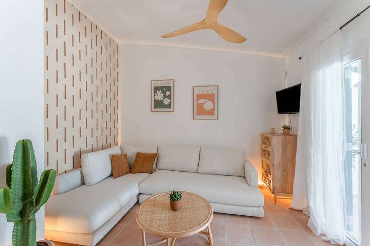 Holiday Home 'Villa 19 Estrellas' with Pool, Garden and Private Terrace in Cap d'Artrutx, Ciutadella