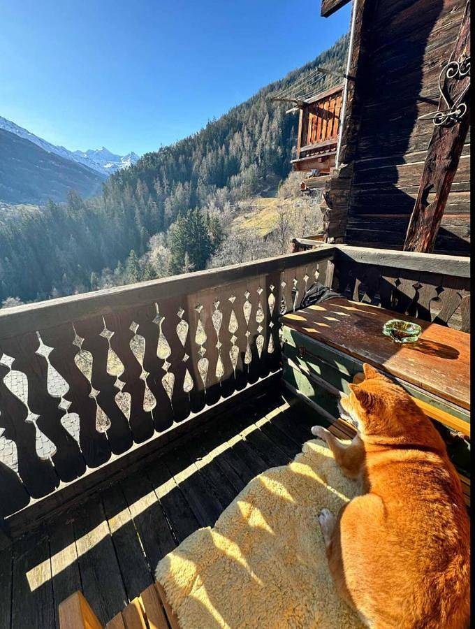 Chalet für 2 Personen, mit Balkon und Terrasse sowie Ausblick in Anniviers