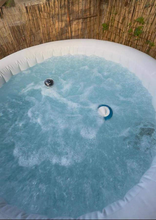 Gîte pour 6 personnes, avec jacuzzi et jardin, adapté aux familles à Gros Morne (homonymie) - 2