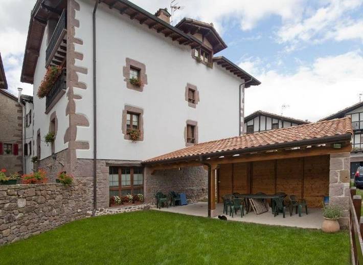 Apartamento de vacaciones para 9 personas, con jardín y vistas en Valle de Baztan - 3