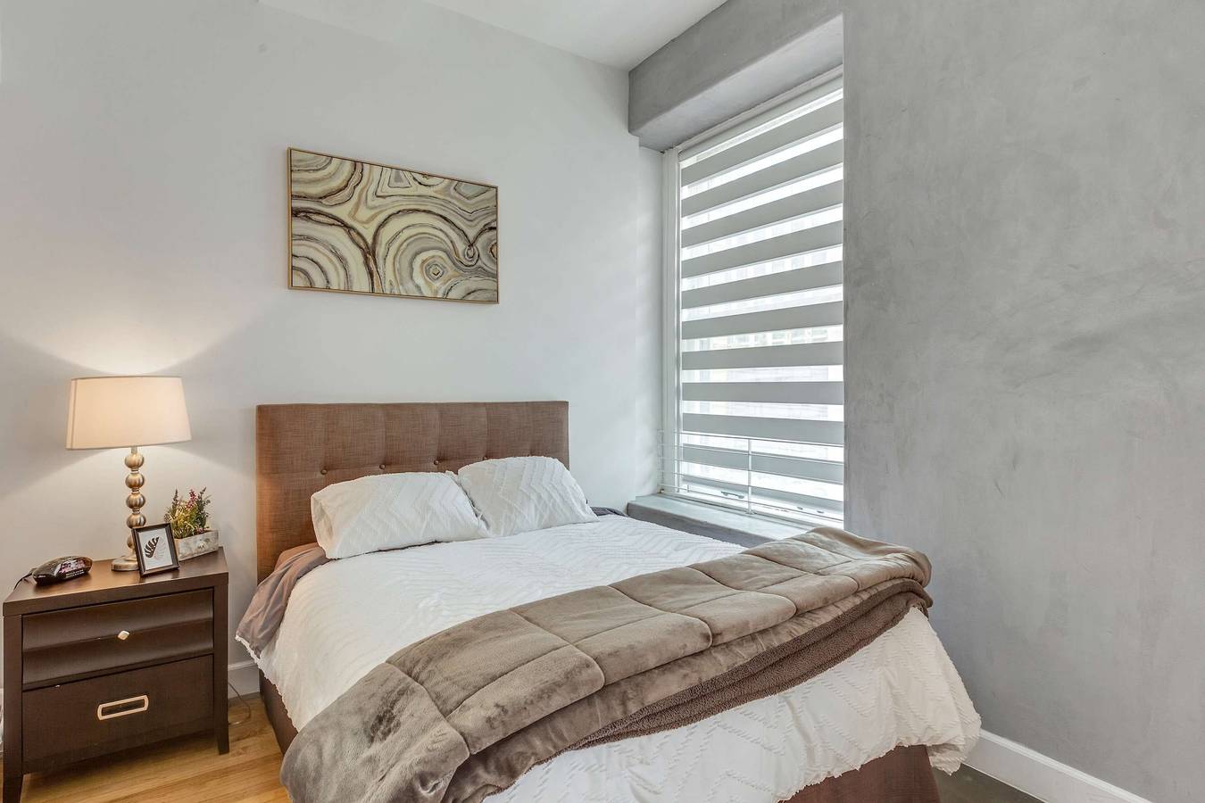 Entire apartment, Stylish Deluxe 1Br At Hwh by Oneluxstay in Los Angeles, Los Angeles County