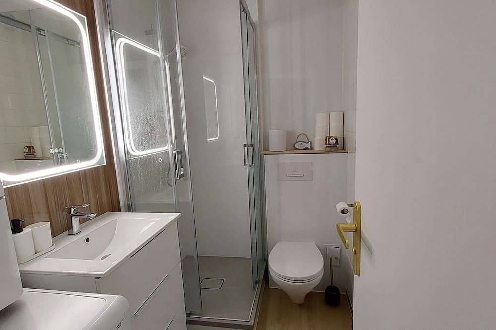 Entire apartment, Apartment Drc 50M from the sea in Sainte Cécile Plage, Camiers