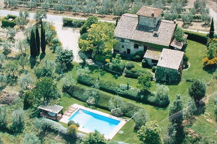 Villa per 10 persone, con giardino e terrazza in Greve In Chianti