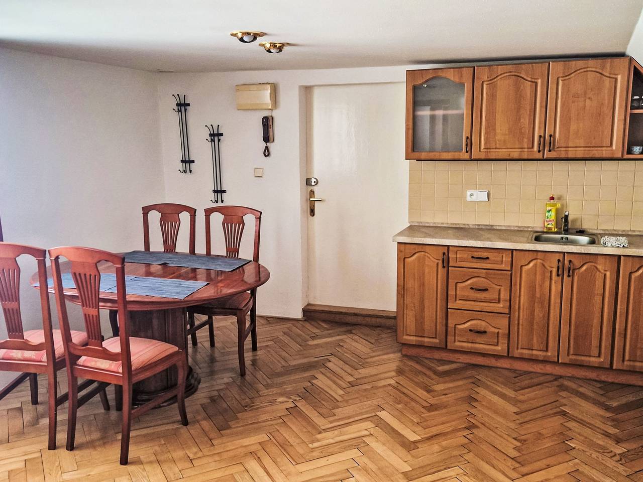 Apartamento entero, Old Town home in Staré Město, Praga