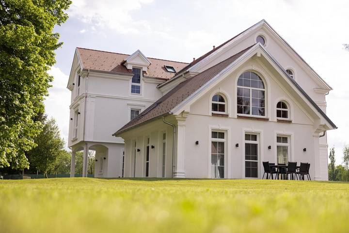 Ferienwohnung für 5 Personen, mit Garten und Ausblick