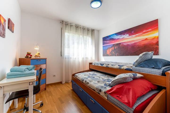 Appartement entier, Meilleure Offre! quelques min. de la Plage, Piscine, Wifi  5G gratuit in Tossa de Mar, Costa Brava