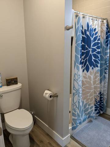 Vacation Rental for 4 Guests in Traverse City, Grand Traverse County, Picture 4