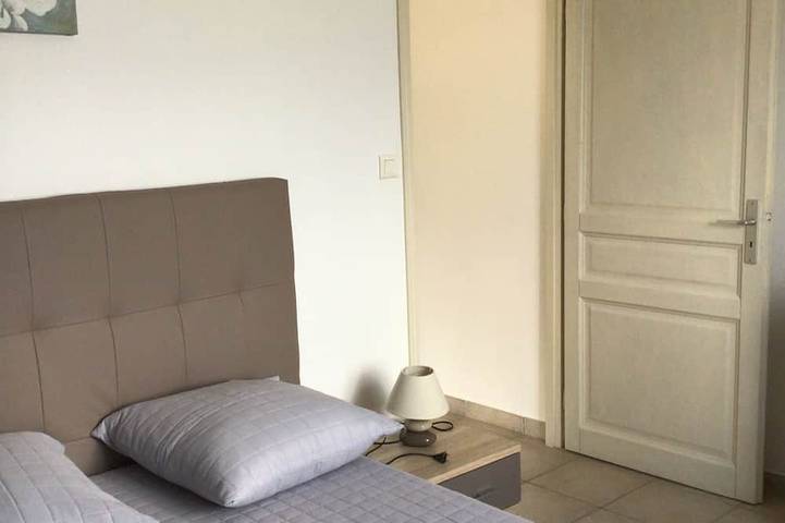 Location de vacances pour 4 personnes, avec terrasse et jardin à Cuttoli-Corticchiato - 4