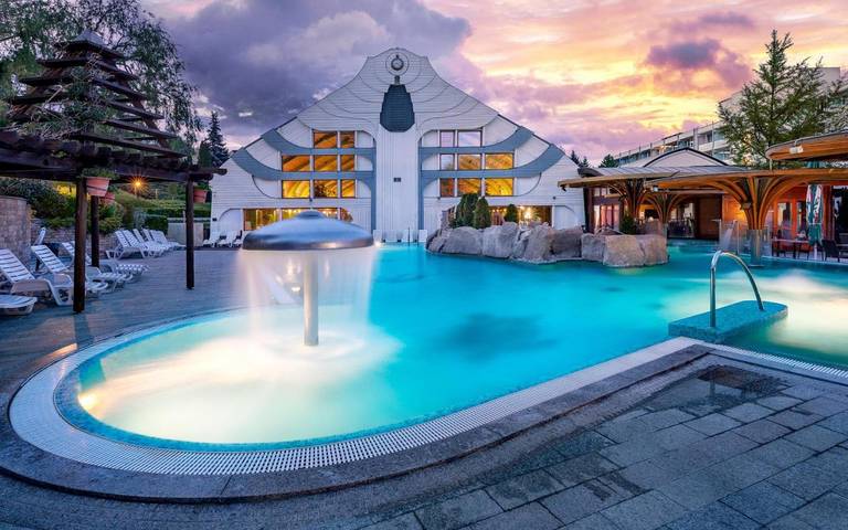 Hotel für 2 Personen, mit Balkon und Whirlpool sowie Terrasse und Garten in Heviz