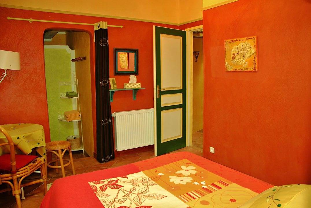 La Hulotte - Chambre Rouge Alicante in Limogne-en-Quercy, Quercy