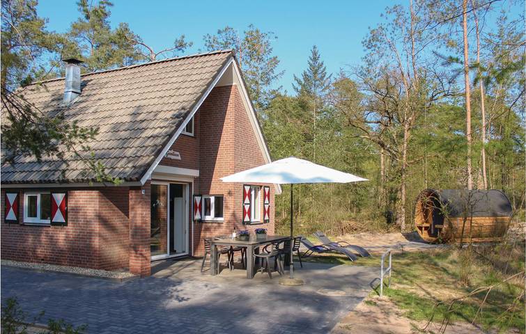 Ferienhaus für 6 Personen, mit Terrasse und Garten sowie Sauna