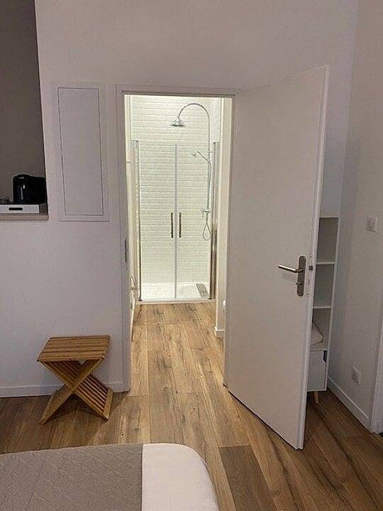 Chambres d'hôtes L'Atrium - Chambre Noam in Dijon, Région de Dijon