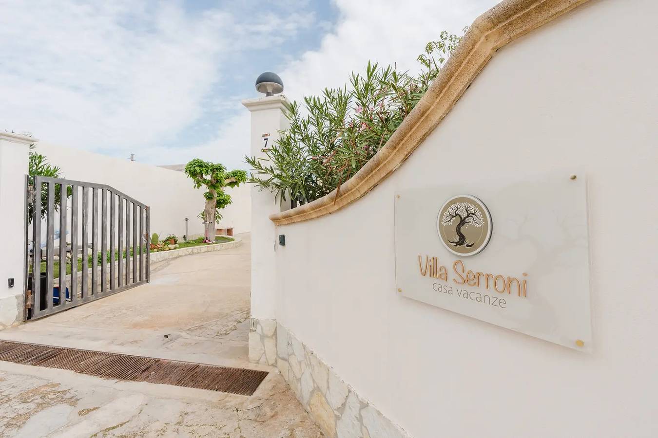 Alquiler de encantadora villa en Mazara del Vallo con acceso a la piscina in Mazara del Vallo, Mazara del Vallo Region
