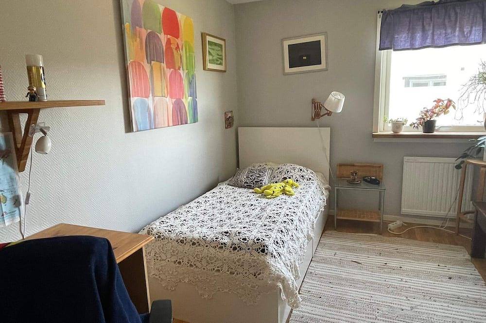 5 persone case ad Västra Frölunda in Goteborg, Västergötland