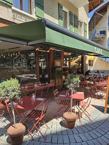 Hôtel pour 12 personnes, avec vue et terrasse, animaux acceptés dans Office De Tourisme De Beaufort