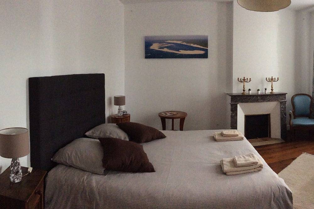 Comfortable Stone House Gîte *** in the heart of the city of St Emilion 2-8 Pers in Saint-Émilion, Libourne region
