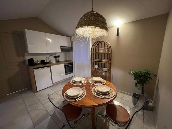 Location de vacances pour 3 personnes, avec jacuzzi et jardin à Pontoise - 2