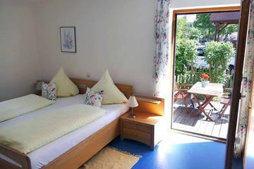 Ferienwohnung für 2 Personen, mit Sauna und Balkon sowie Garten in Absberg