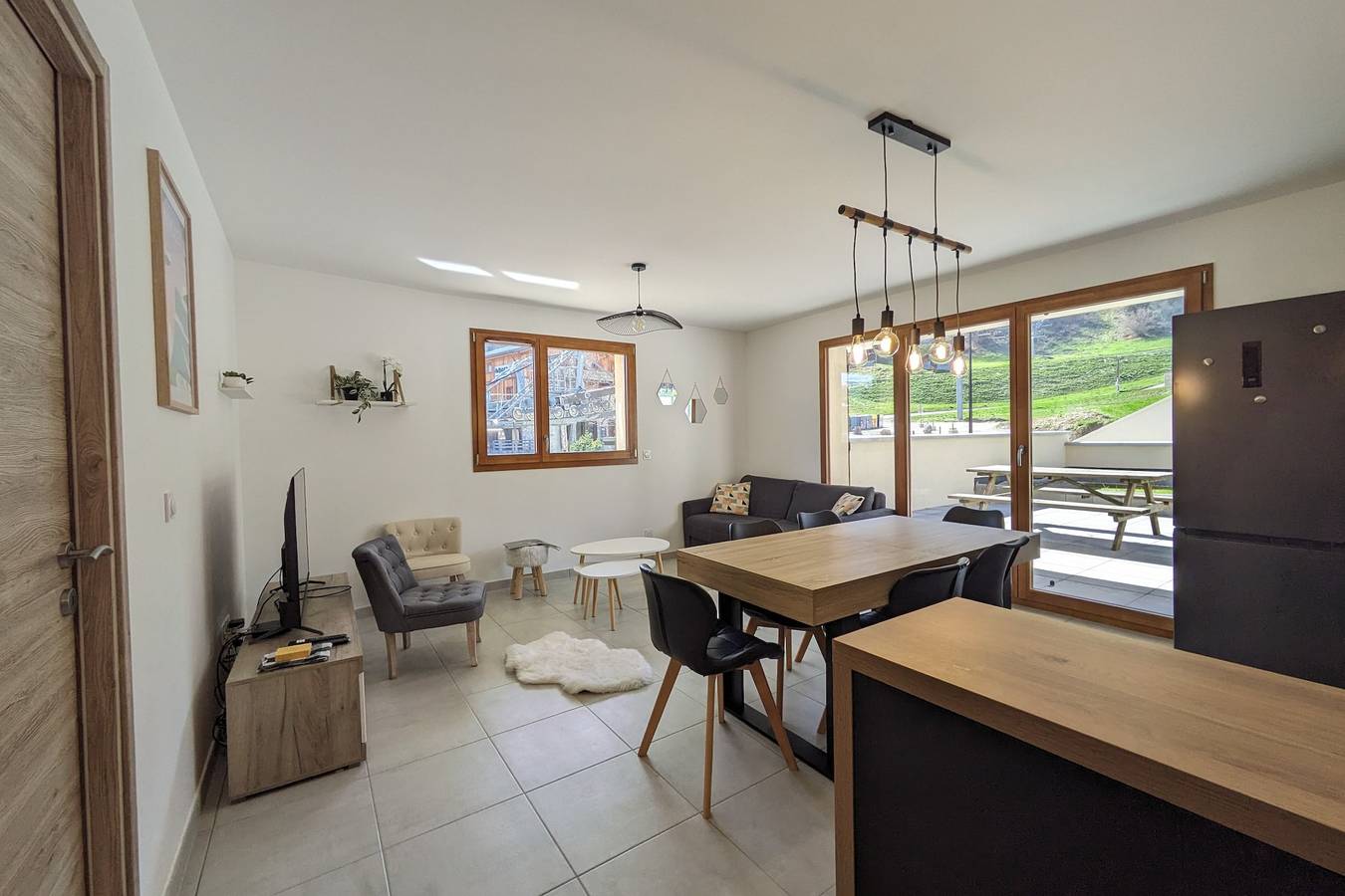 Appartement de vacances entier, Spacieux appartement au pied des pistes in La Féclaz, Les Déserts