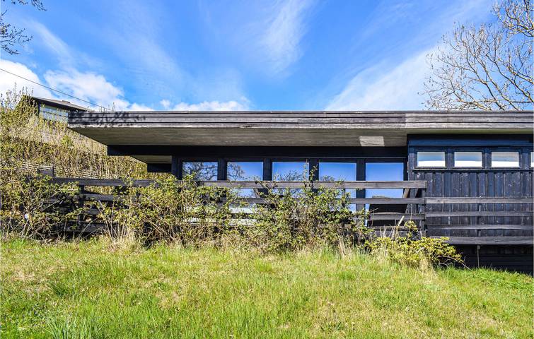 Ferienhaus für 7 Personen mit Terrasse in Larvik