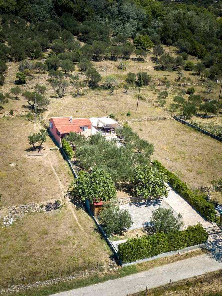 Ferienhaus für 5 Personen, mit Terrasse und Garten in Supetarska Draga