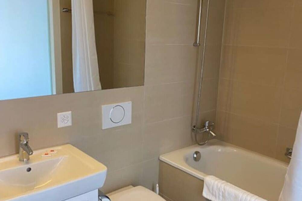 Apartamento inteiro, Fantastic 1 Br flat in the city center (West 7) in Zurique, Bezirk Zürich